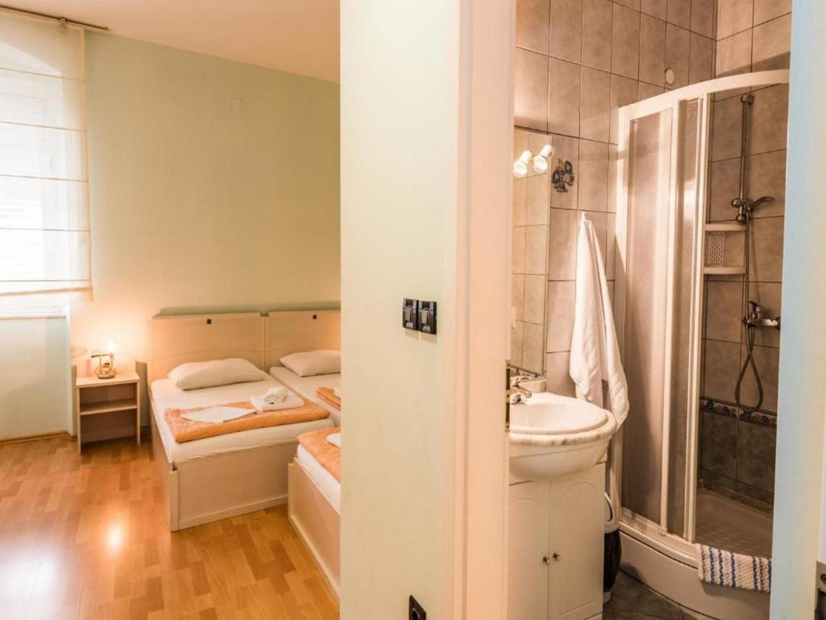 Guesthouse Aurora Trpanj Exterior photo